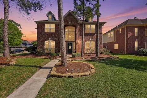2401 Evergreen Drive Pearland TX 77581