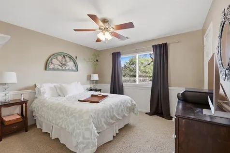 2401 Evergreen Drive Pearland TX 77581