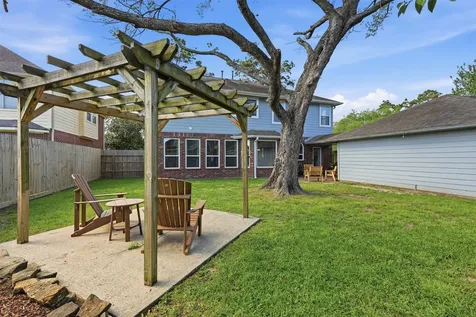 2401 Evergreen Drive Pearland TX 77581