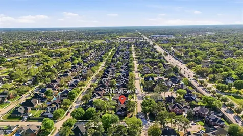 2401 Evergreen Drive Pearland TX 77581