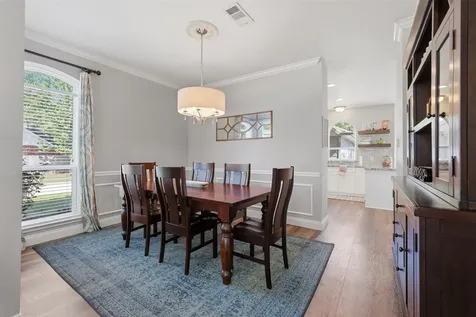 2401 Evergreen Drive Pearland TX 77581