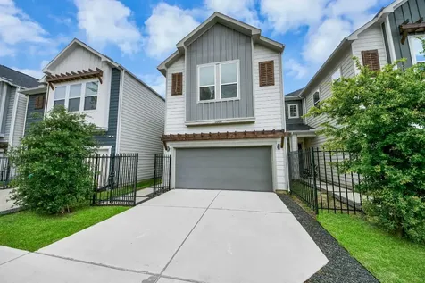 1066 Mansfield Street Houston TX 77091