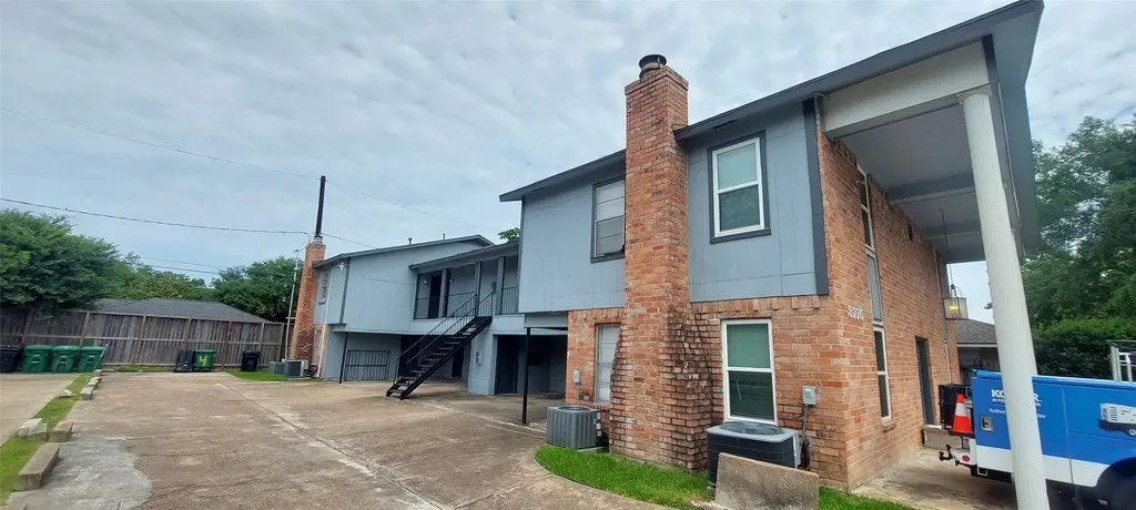 8710 Ilona Lane 3 Houston TX 77025