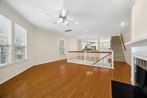 3003 Terrace Hills Lane Houston TX 77007
