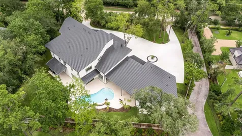 625 Piney Point Road Houston TX 77024