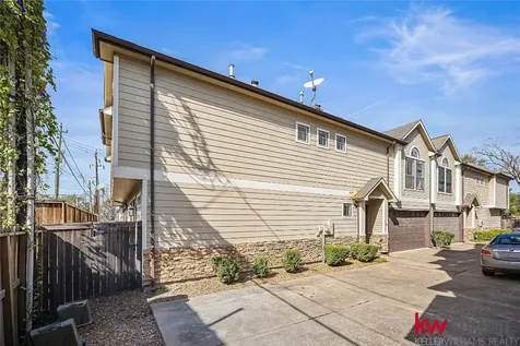 2410 Calumet Street B Houston TX 77004