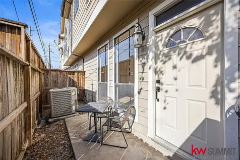 2410 Calumet Street B Houston TX 77004
