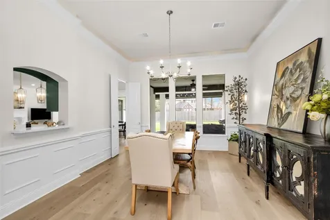 10004 Summer Ridge Lane Conroe TX 77302
