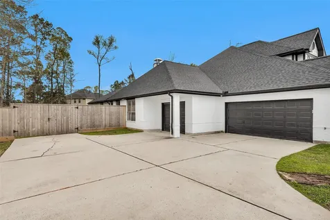 10004 Summer Ridge Lane Conroe TX 77302