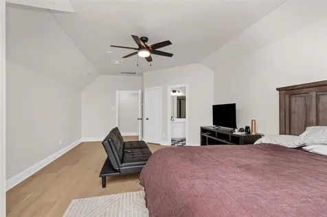 10004 Summer Ridge Lane Conroe TX 77302