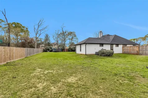 10004 Summer Ridge Lane Conroe TX 77302
