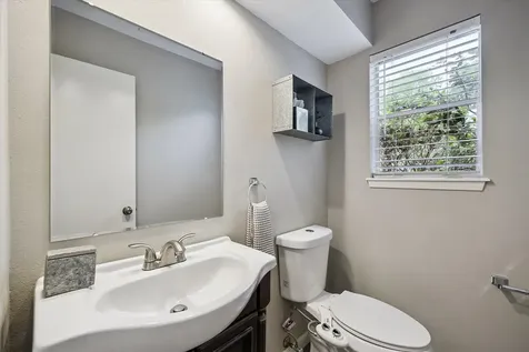 15909 Seattle Street Jersey Village TX 77040