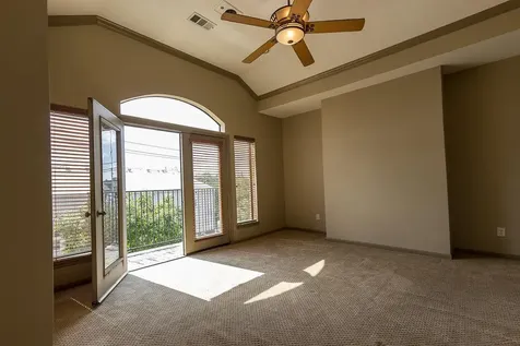 2723 La Branch Street Houston TX 77004