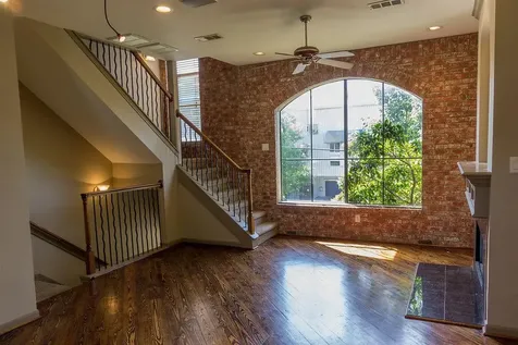 2723 La Branch Street Houston TX 77004