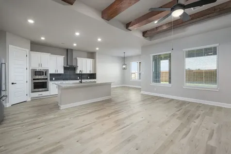 1902 June Lake Lane Iowa Colony TX 77583