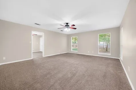 302 Southern Trace Lufkin TX 75901
