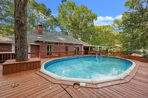 302 Southern Trace Lufkin TX 75901