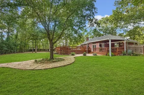 302 Southern Trace Lufkin TX 75901