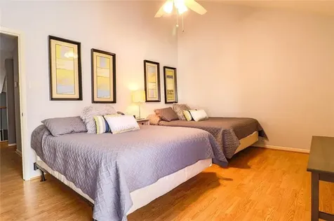4724 Post Oak Timber Drive 8/65 Houston TX 77056