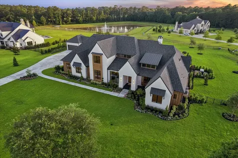 2020 Stallion Lakes Avenue Hockley TX 77447