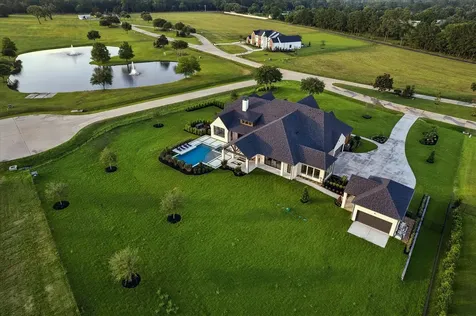 2020 Stallion Lakes Avenue Hockley TX 77447