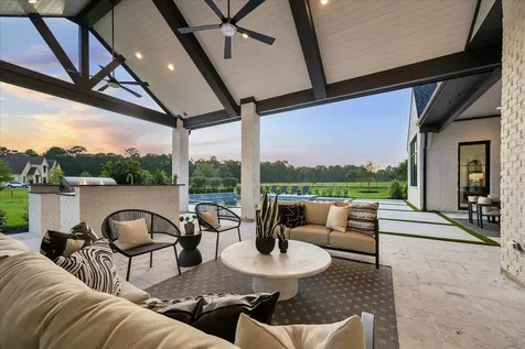 2020 Stallion Lakes Avenue Hockley TX 77447