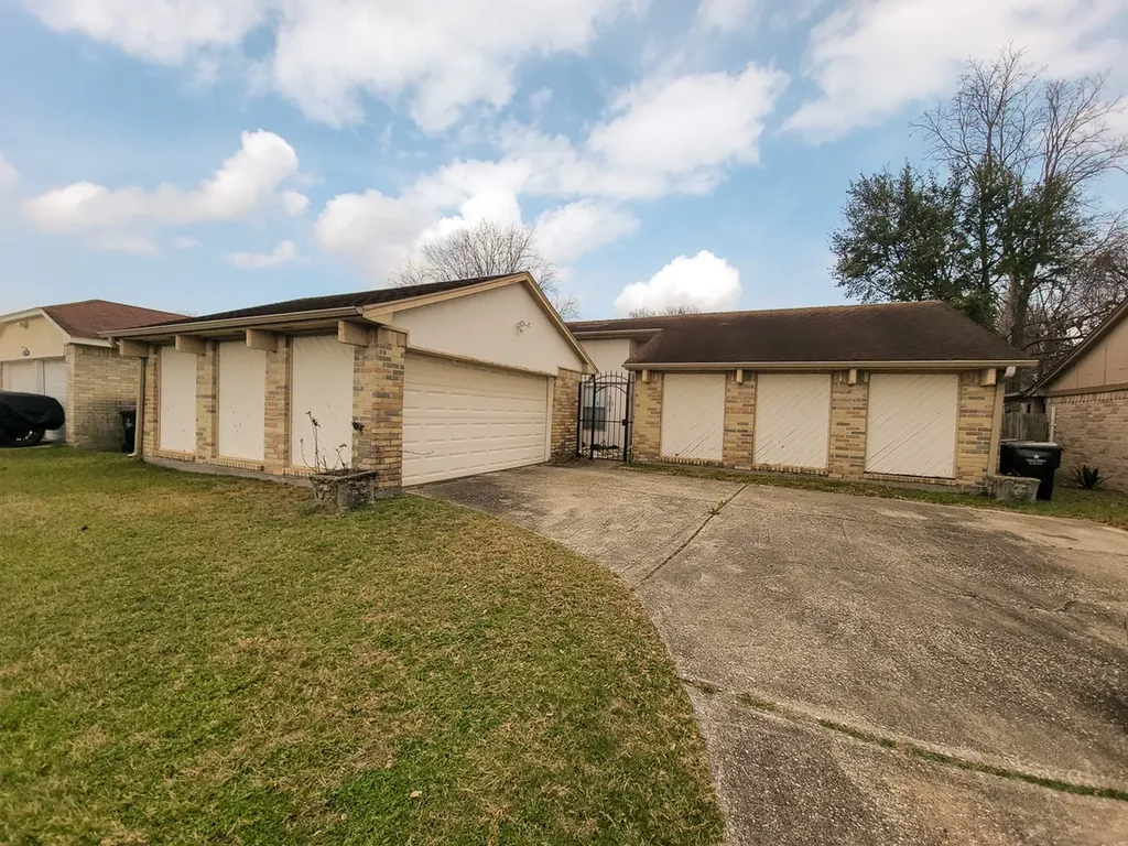 3430 Hombly Road Houston TX 77066