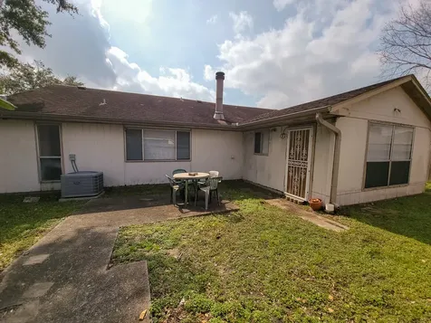 3430 Hombly Road Houston TX 77066