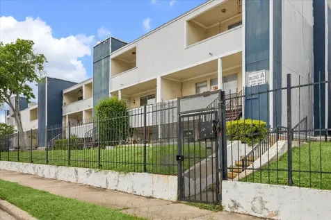 781 Country Place Drive 2045 Houston TX 77079