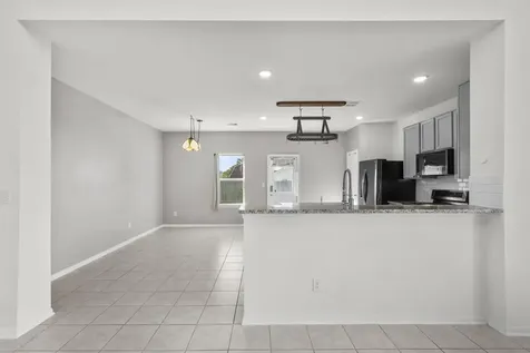 7318 Parkview Drive Hitchcock TX 77563