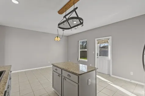 7318 Parkview Drive Hitchcock TX 77563