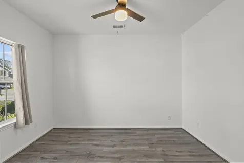 7318 Parkview Drive Hitchcock TX 77563