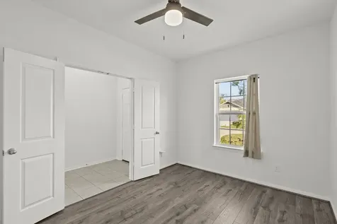 7318 Parkview Drive Hitchcock TX 77563