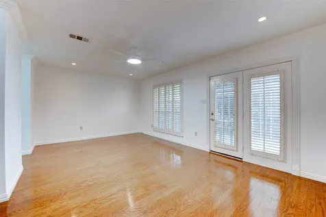 17108 Beaver Springs Drive 8 Houston TX 77090