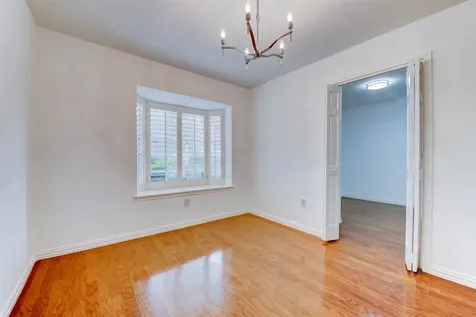 17108 Beaver Springs Drive 8 Houston TX 77090