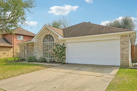 4718 Stone Bridge Street Baytown TX 77521