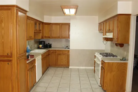 6606 Muckelroy Street Houston TX 77076