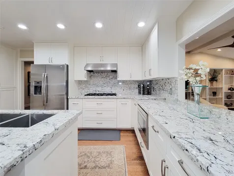 5 Hunters Branch Drive Houston TX 77024