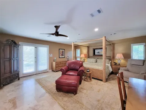 5 Hunters Branch Drive Houston TX 77024