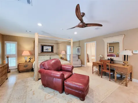 5 Hunters Branch Drive Houston TX 77024