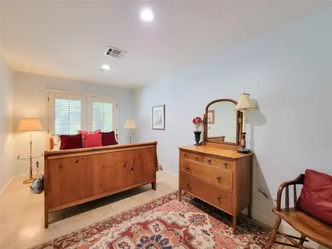 5 Hunters Branch Drive Houston TX 77024