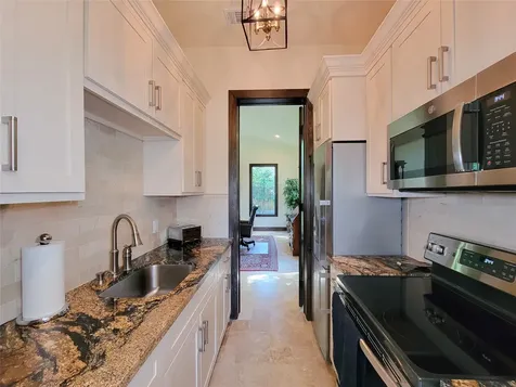 5 Hunters Branch Drive Houston TX 77024