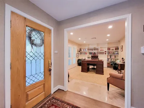 5 Hunters Branch Drive Houston TX 77024