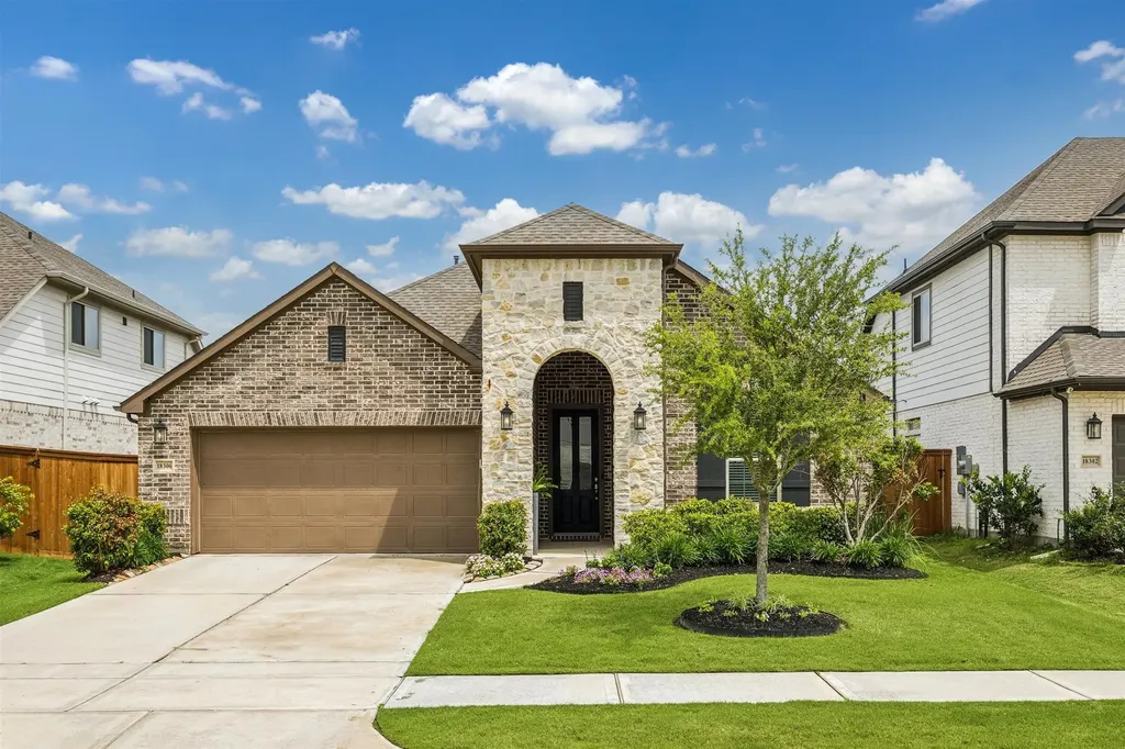 18306 Summerland Lake Way Cypress TX 77433