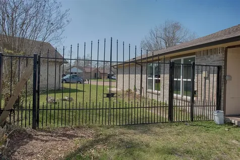 13235 Rampchester Lane Houston TX 77015
