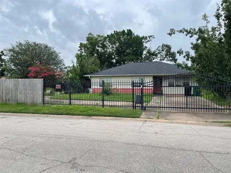 7403 N Dearborn Street Houston TX 77055