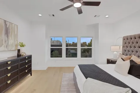 4202 Plaag Street Houston TX 77016