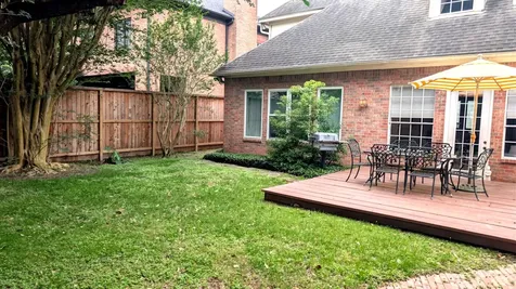 109 Ferndale Street Bellaire TX 77401
