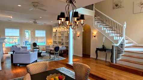 109 Ferndale Street Bellaire TX 77401