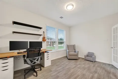 15607 Barton Orchard Lane Houston TX 77044